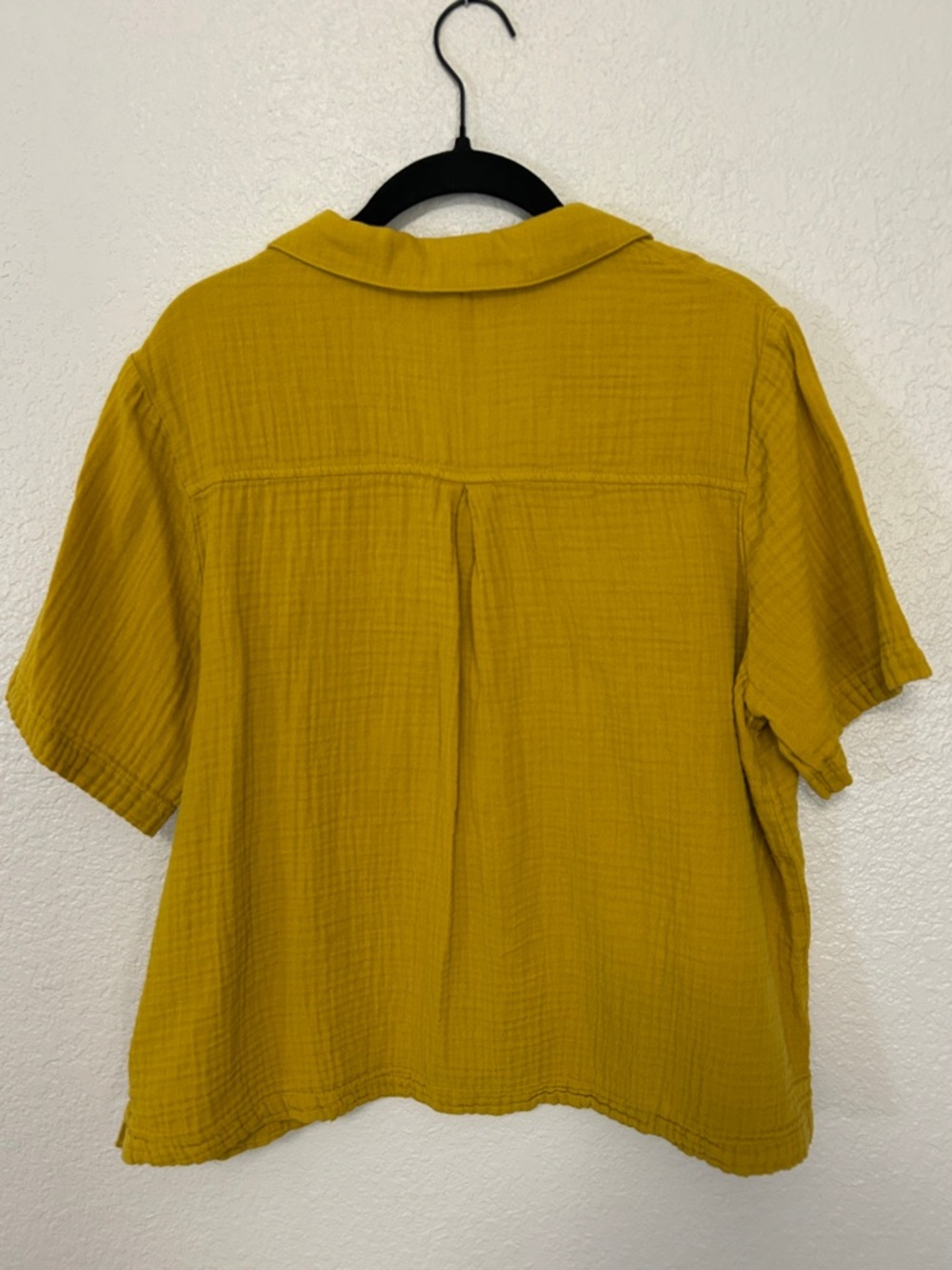 Old Navy Mustard Short-Sleeve Gauzey Button-Down Shirt 100% Cotton - Picture 4 of 4